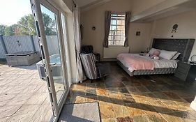 Dwylig Isa Holiday Cottages
